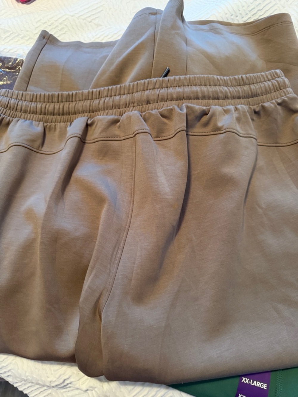 Women's Cropped Drawstring Pants in Taupe XL sandwash crop - Picture 8 of 8